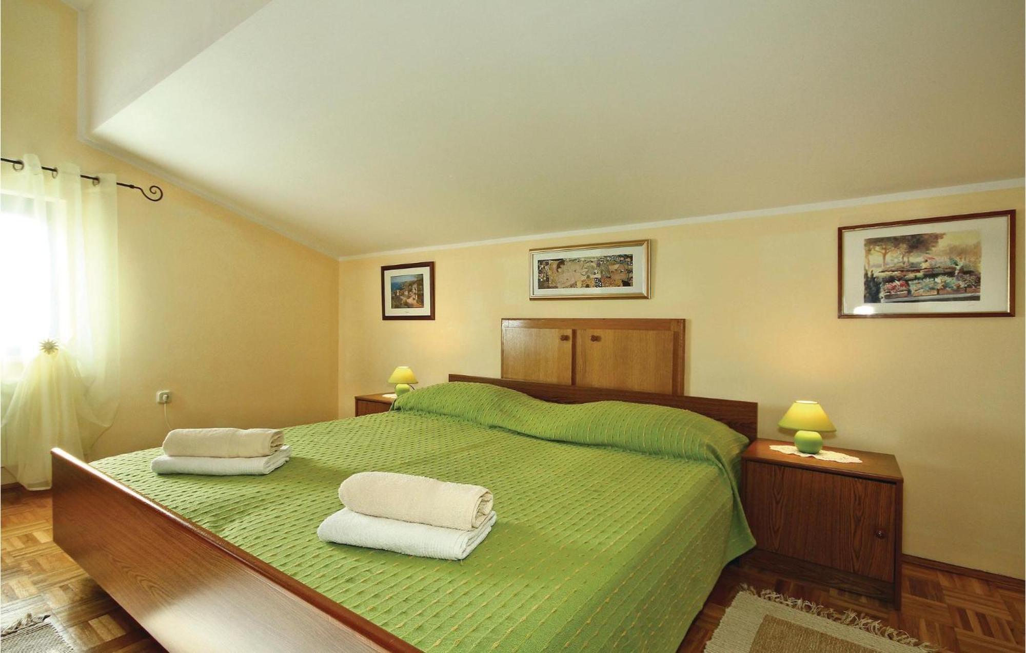 3 Bedroom Gorgeous Apartment In Poreč Dış mekan fotoğraf
