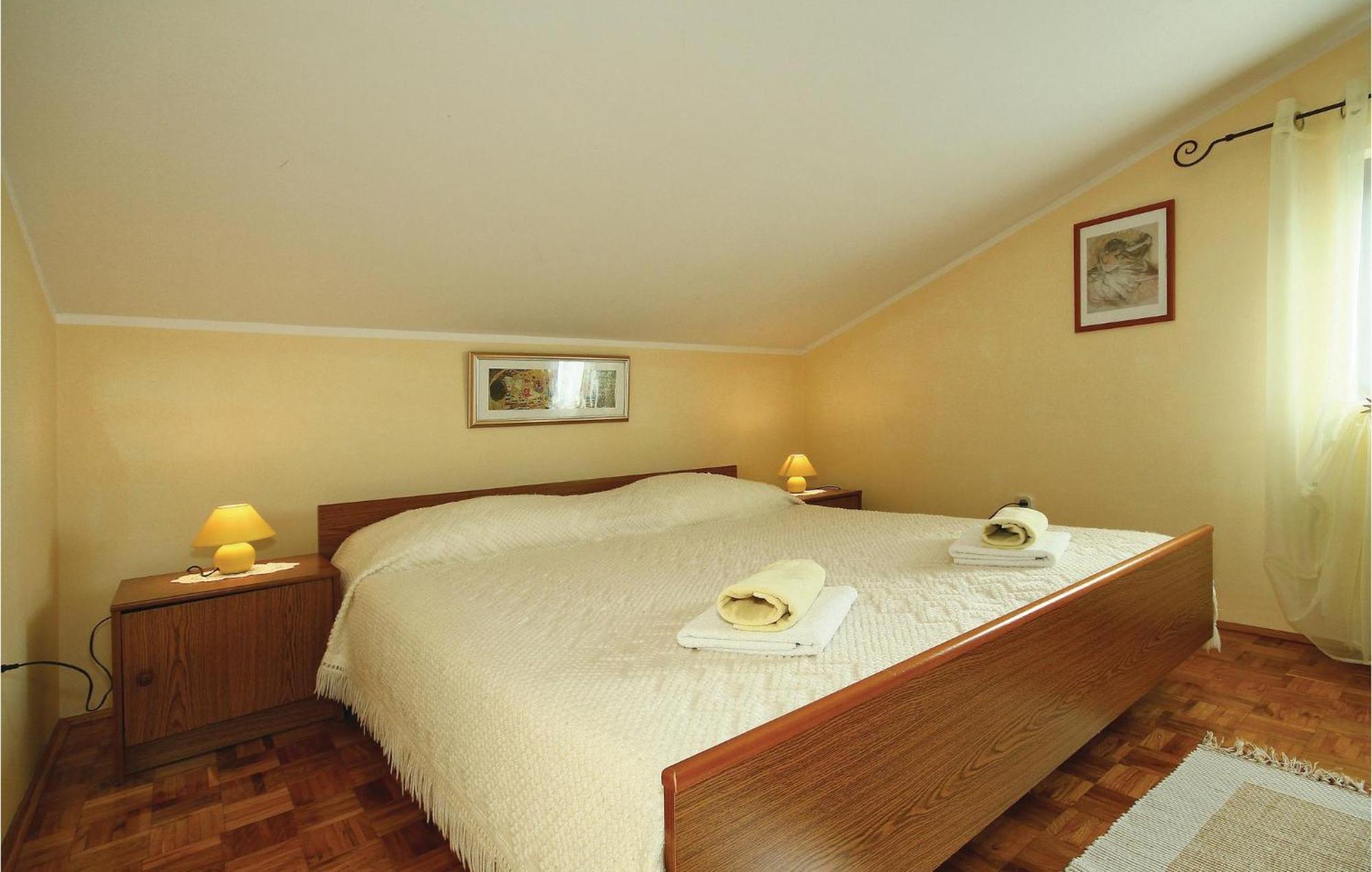 3 Bedroom Gorgeous Apartment In Poreč Dış mekan fotoğraf